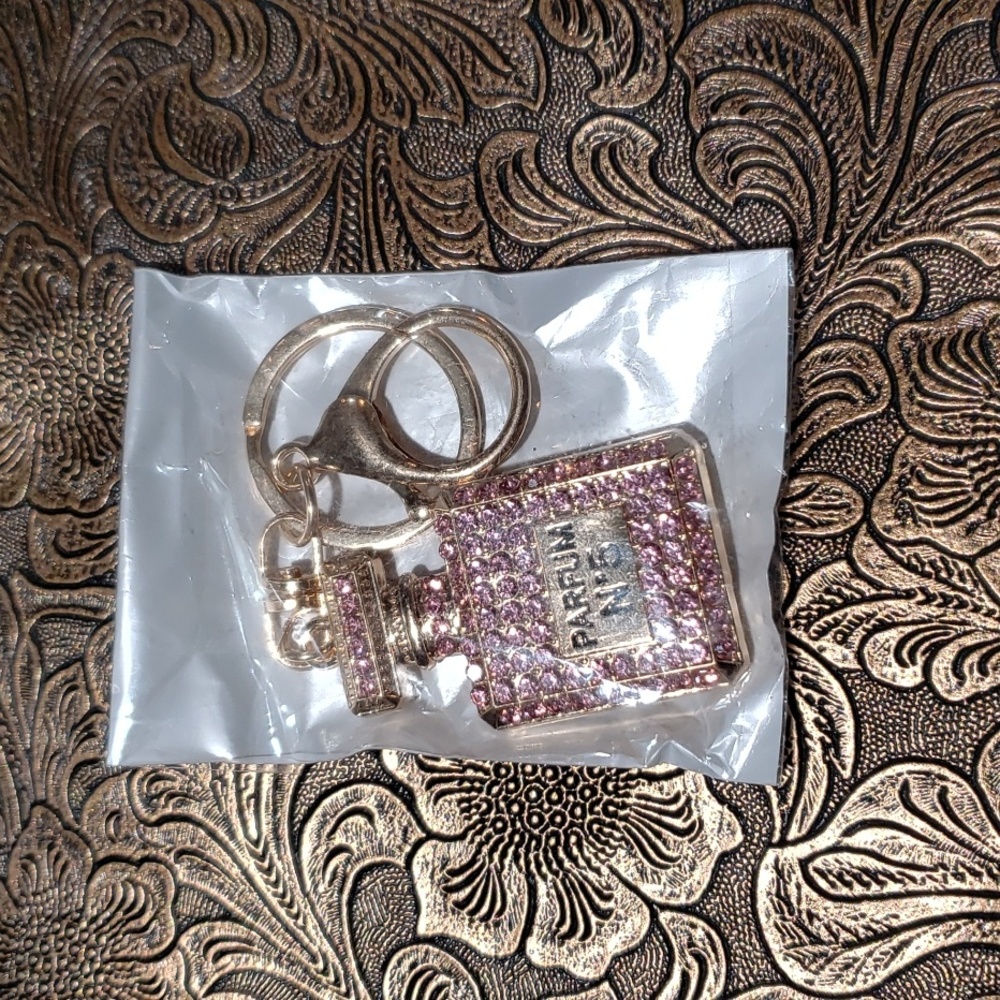 Keychains - Picture 3 of 4